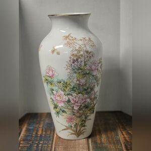 VINTAGE Shibata Floral Porcelaine Vase Butterflies Peony Gold Trim 12"